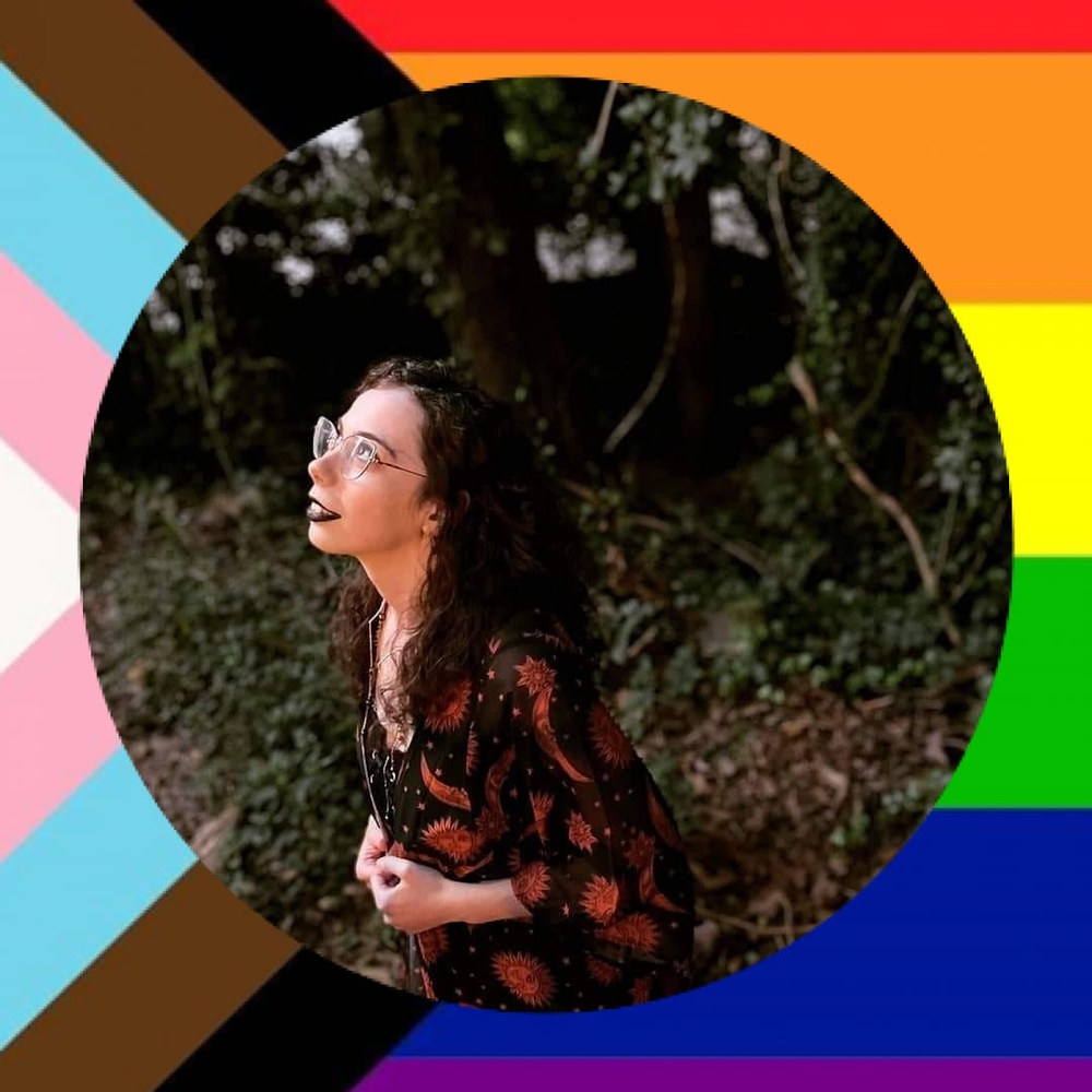 Meet your Posher, Razel